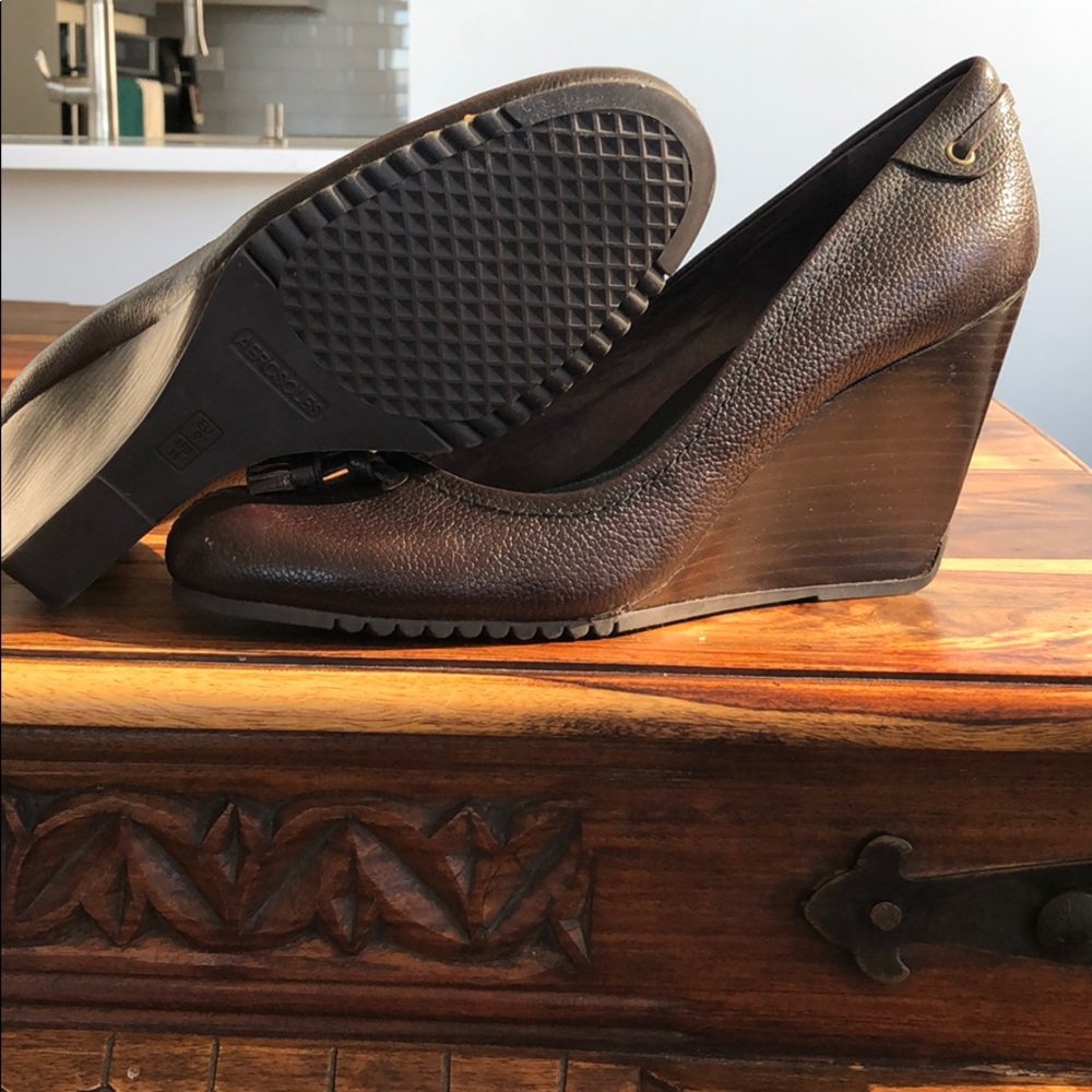 Shoes - Picture 2 of 3